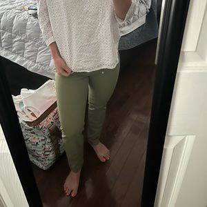 A New Day/ Size 6/ Green Jeans